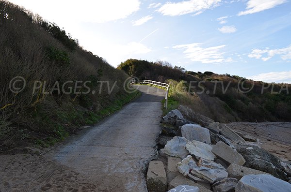 L'accesso alla spiaggia di Cenitz a St Jean de Luz