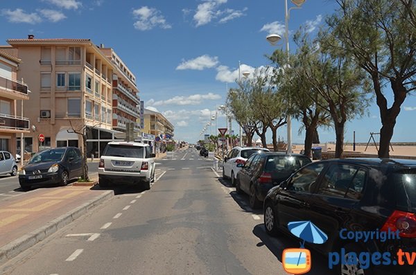 Parking de la plage centrale de Vias