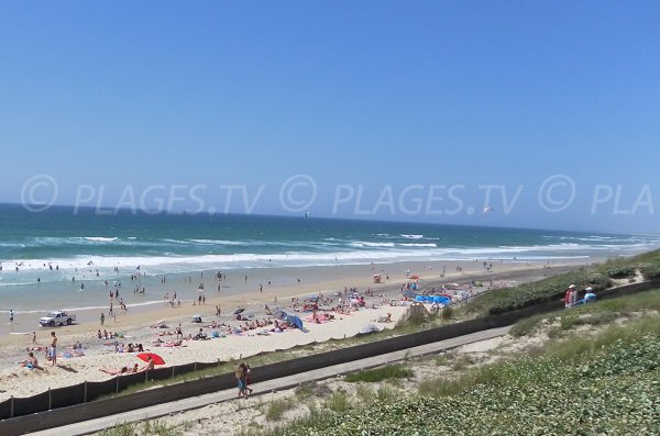 Plage du centre-ville de Biscarrosse en direction du Nord