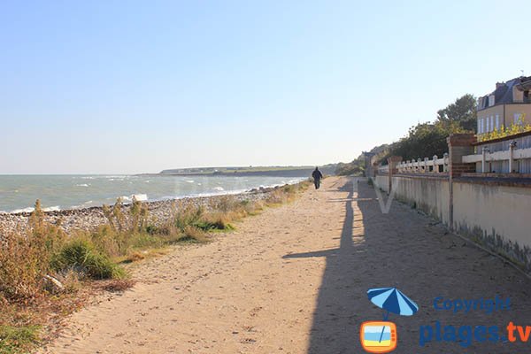 Beach east of Grandcamp Maisy