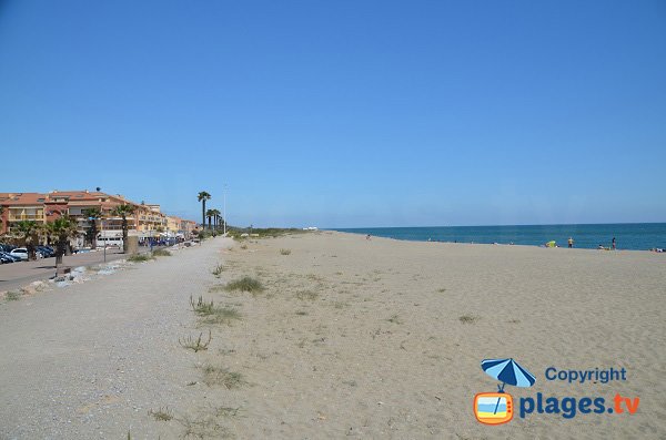 Photo de la plage dans le centre de Sainte Marie (66)