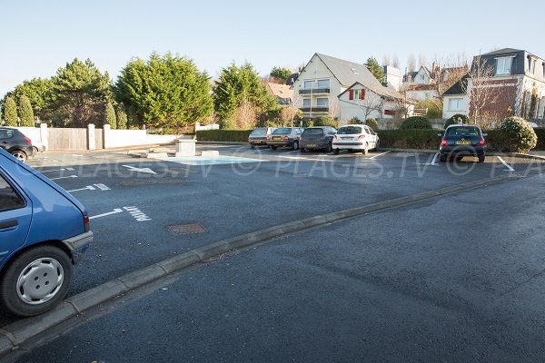 Parking de la plage de Villerville