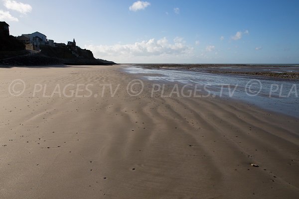 Photo of Villerville beach in Normandy