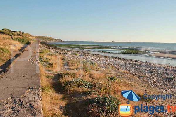 Plage après le centre nautique en allant vers le sud - Wimereux