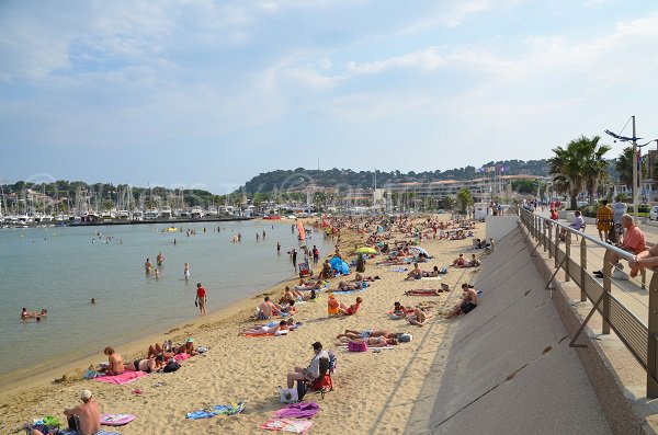 Spiaggia di Cavalaire in Francia