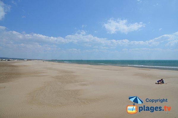 Plage de sable à Gruissan