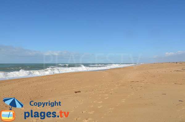 Vagues sur la plage de Tarnos