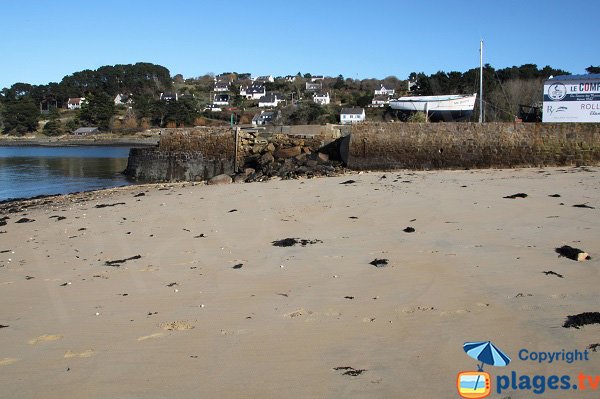 Partie Est de la plage de le Diben