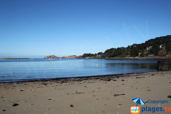 Photo de la plage du Chantier Naval de Plougasnou