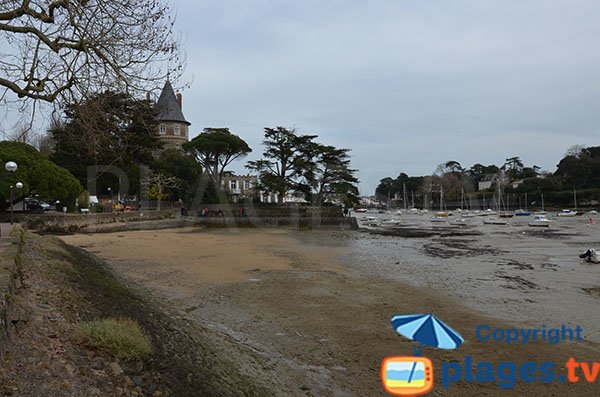 Spiaggia al castello di Pornic - bassa marea