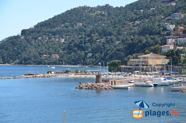 Photo de la plage du Chateau de Théoule sur Mer