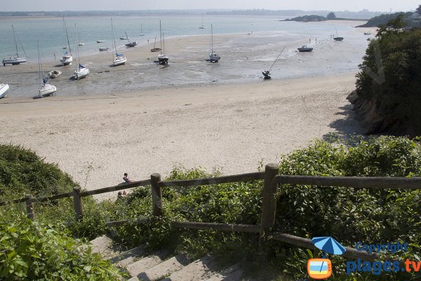 Marée basse sur la plage du Châtelet - St Jacut