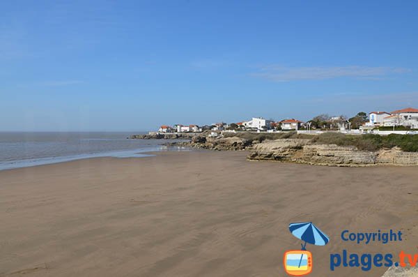 Photo of Pigeonnier beach in Royan in France