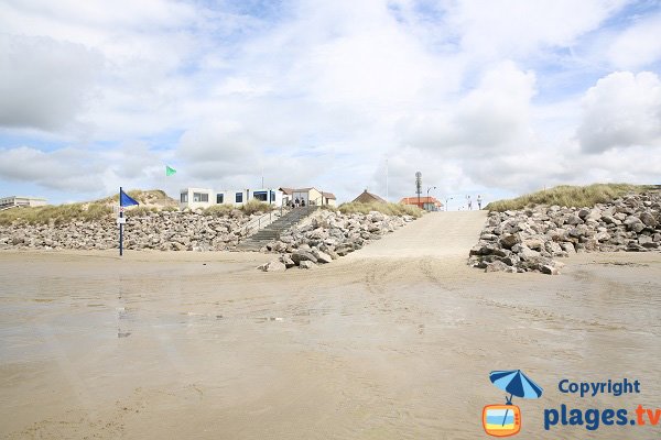 Accès à la plage du Chemin des Bateaux de Sainte-Cécile