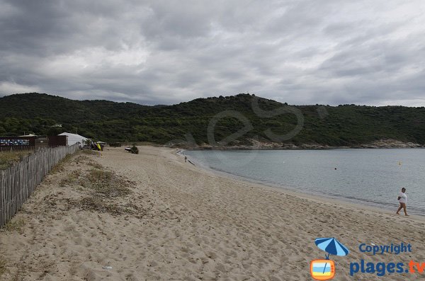 spiaggia Chiuni - attività nautiche - Cargèse