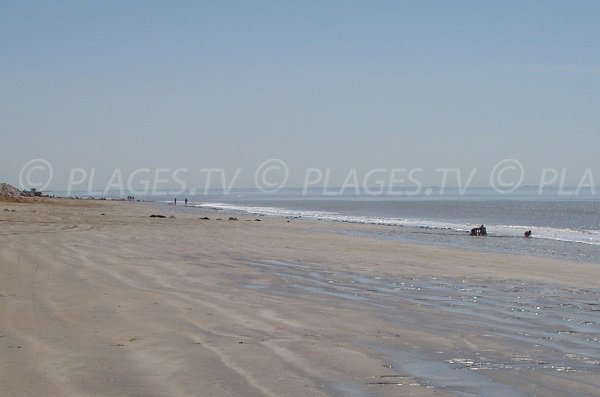 Photo of Clémenceau beach in La Tranche towards Belle Henriette