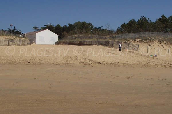 Access to Clémenceau beach in La Tranche sur Mer