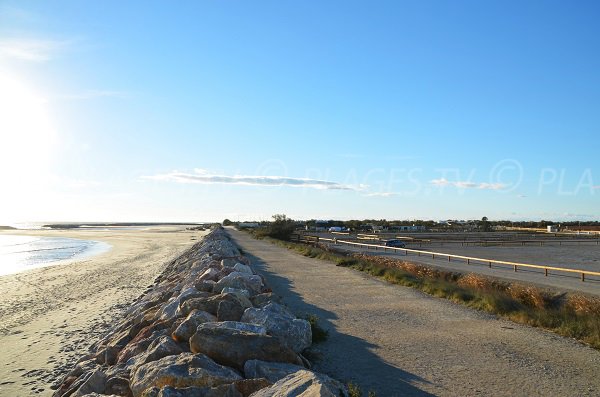 Strand von Clos du Rhône in Saintes Maries de la Mer - Frankreich