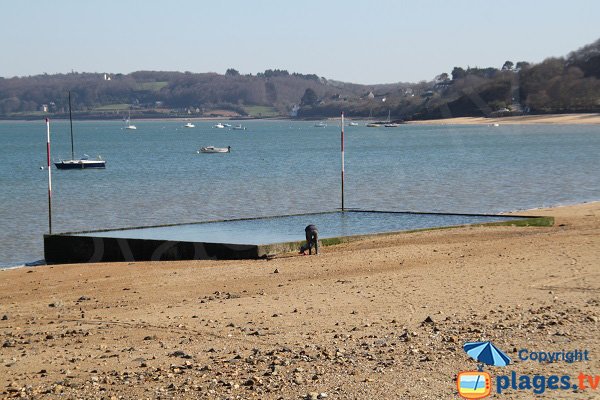 Swimming Pool of the Clouet beach - Carantec