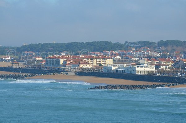 Plage du Club, vue depuis Biarritz