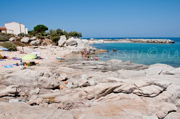 Plage du Club Med de Sant Ambroggio à Lumio