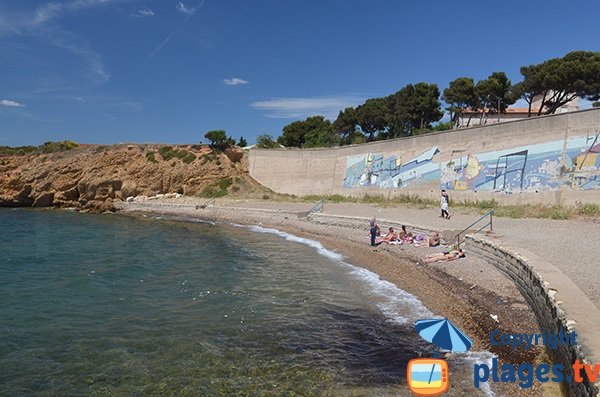 Photo de la plage des Combattants à Port de Bouc