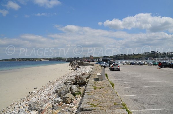 Beach and parking of Corréjou in Camaret