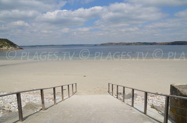 Accès à la plage de Camaret