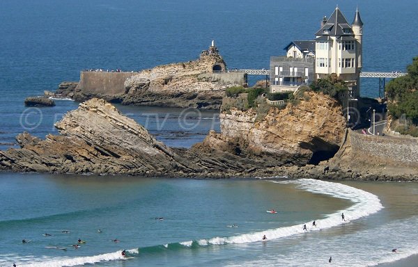 Castle on the Cote des Basques beach - Biarritz