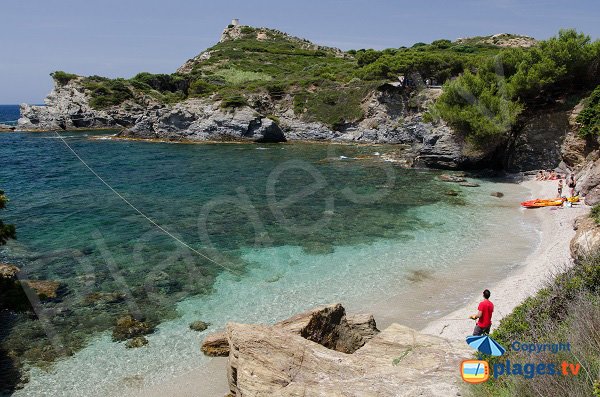 Photo de la plage de Coucoussa sur l'ile des Embiez