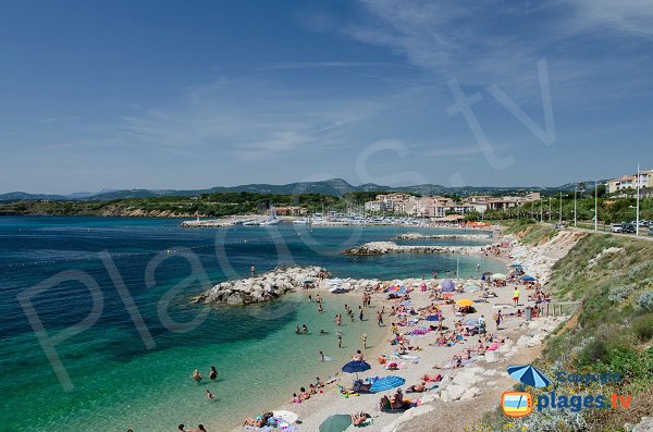 Photo de la plage de la Coudoulière à Six Fours