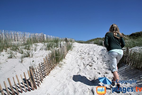 Accès de la plage de Saint Pabu