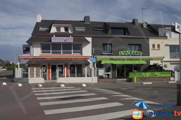 Restaurants in Courégant - France