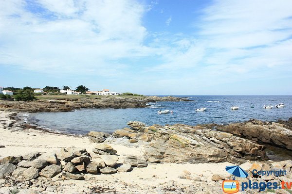 Beach near Joinville Harbor - Ile Yeu - Cours du Moulin