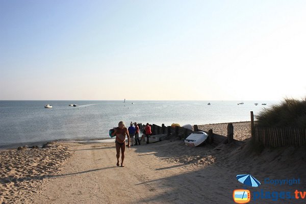 Accès à la plage du Court de la Guérinière