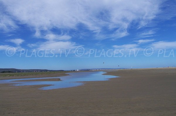 Coussoules beach in Leucate - A beach for sand yachting