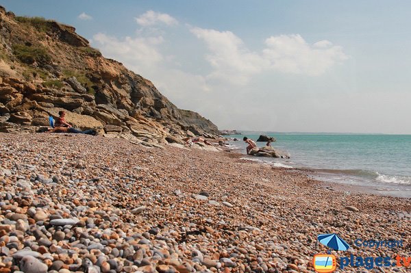 Stones in cran du Poulet - Opal Coast