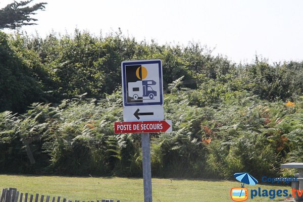 Aire camping car proche plage de Plestin les Grèves