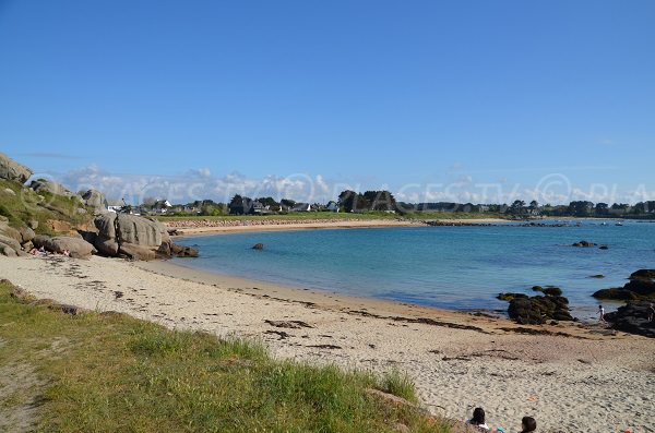 Cures cove in Trégastel