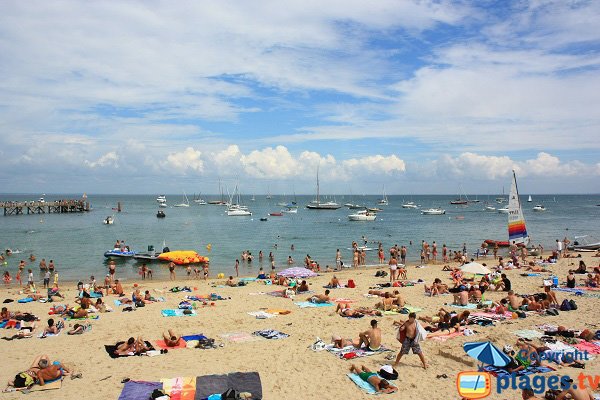 Dames beach in august in Noirmoutier