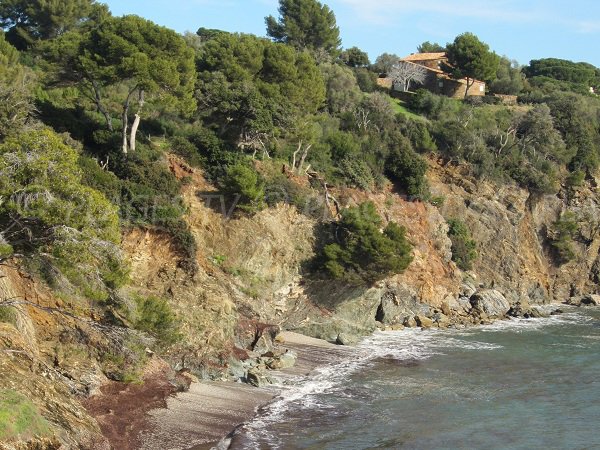 Plage des Darboussières à Hyères au sud de la presqu'île de Giens