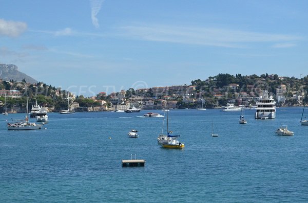 Vue sur la rade de Villefranche depuis la Darse