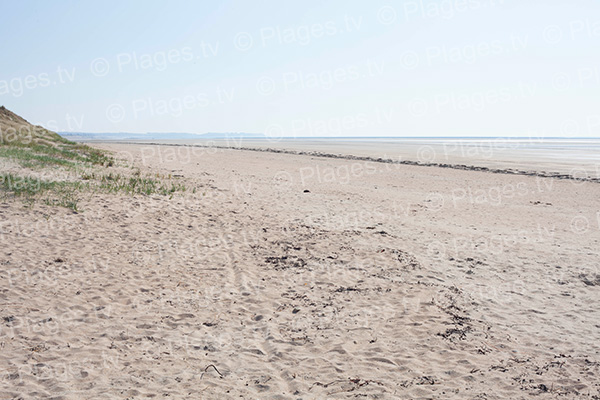 vue gauche de la plage de Lingreville