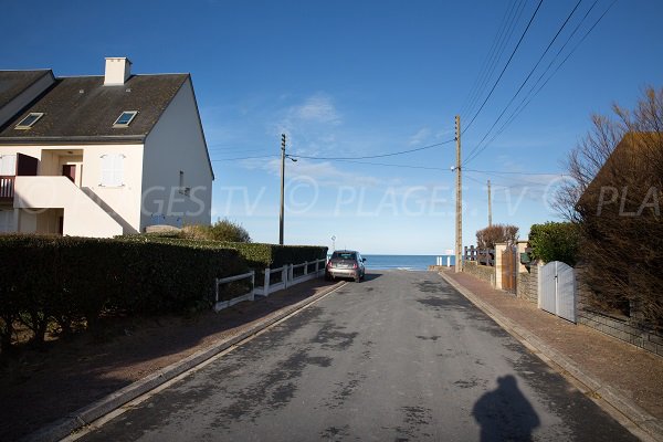 Street of D-Day beach (Bernières sur Mer)