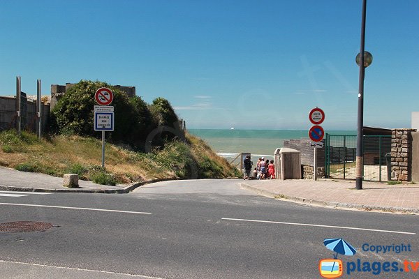 Accès à la plage de la Descenderie - Sangatte