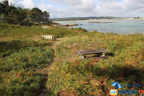 Aire de pique-nique sur la presqu'ile de Dibennou - Guisseny