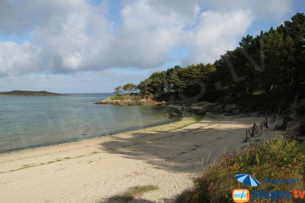 Ombre sur la plage de Dibennou Ouest à Guisseny