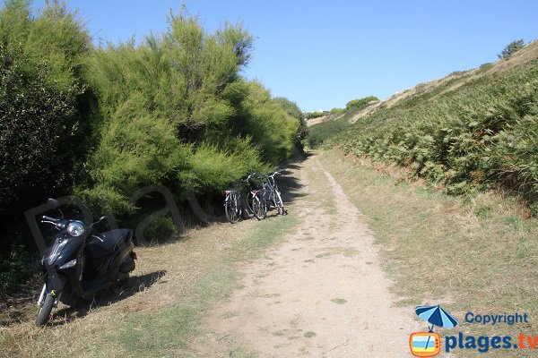 Accès à la crique de Domois - Belle Ile