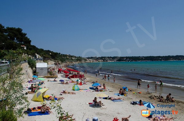 Vue générale de la plage Dorée