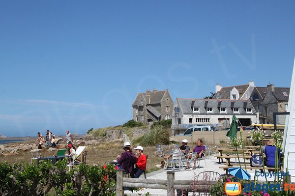 Restaurants on the beach of Dossen-Santec